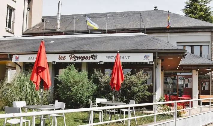 Les Remparts - 1