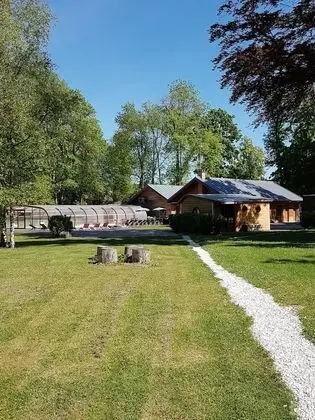 Les Roulottes de la Champagne Campground