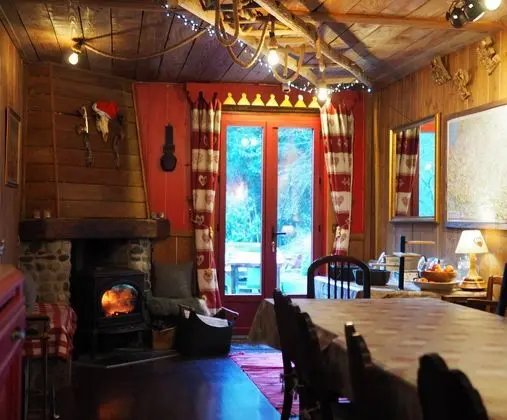 LES RUISSEAUX CHAMBRES D'HOTES - Lobi