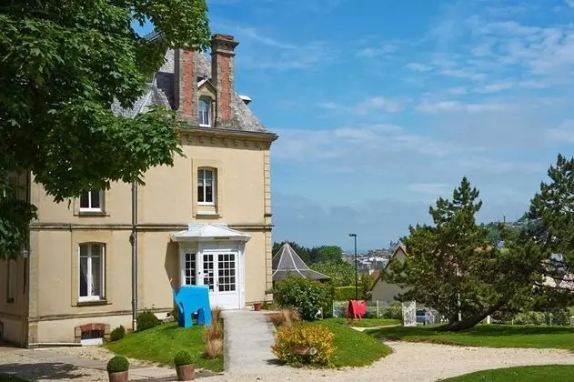 Hotel Les Villas d'Arromanches