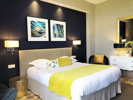 Hotel Les Suites - De Crécy