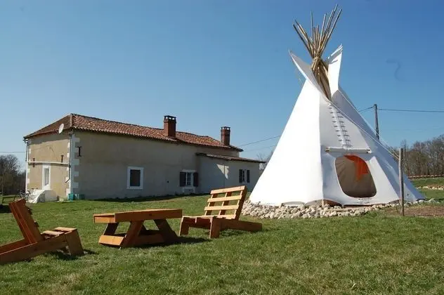 Les Tipis de Bayot - 1