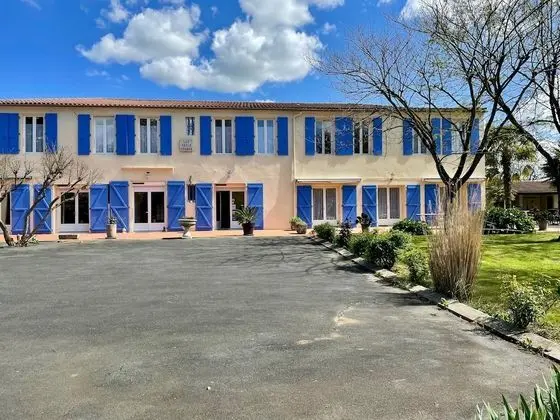 Les Trois Cèdres - 1