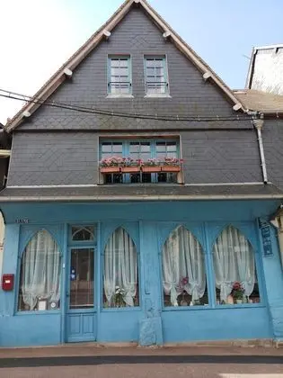 Les Trois Cheminees Chambre d'Hôtes - Dış Mekan