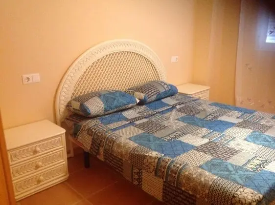 LET 4 U Nova Oropesa III - Oda