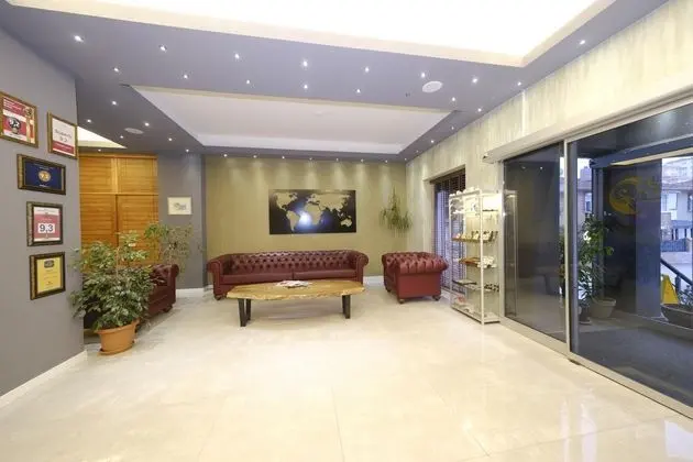 Leto City Hotel - Lobi