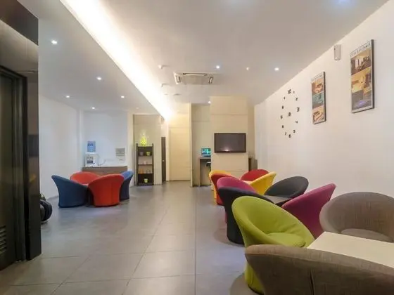 THE LEVERAGE BUSINESS HOTEL RAWANG - Lobi
