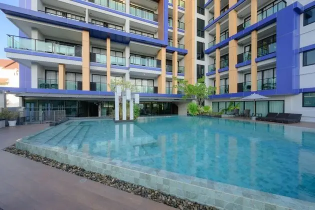 Lewit Hotel - Havuz