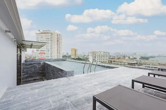 Lexington Apartments - Westlake - Havuz