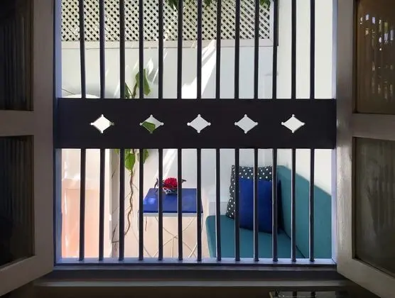 Lez Lezards Bed & Breakfast