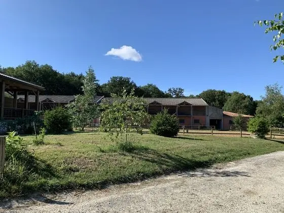 L'Hacienda Villa Verdé - Dış Mekan