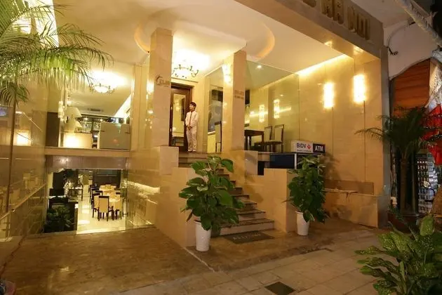 L'Heritage Hotel