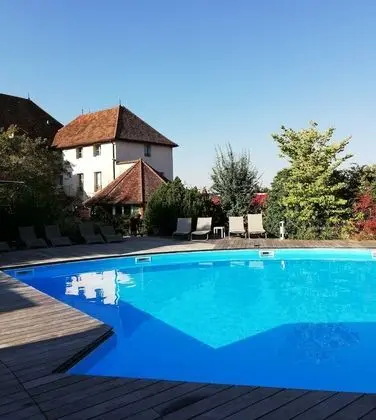L'hostellerie de la Tour d'Auxois - Havuz