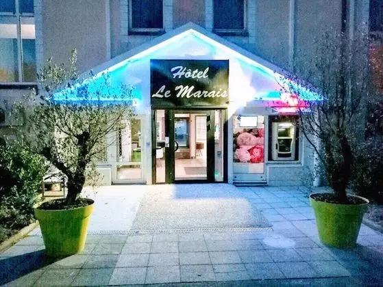 L'Hôtel Le Marais Romilly Sur Seine Centre - Lobi