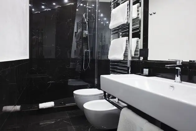 LHP Suite Napoli - Parco Margherita - Banyo Tipleri