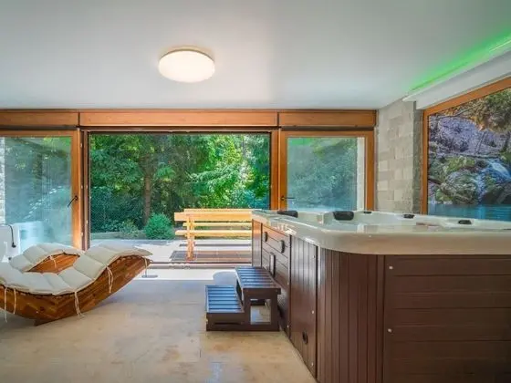 Li Li in Li With 2 Bedrooms and 3 Bathrooms - Oda