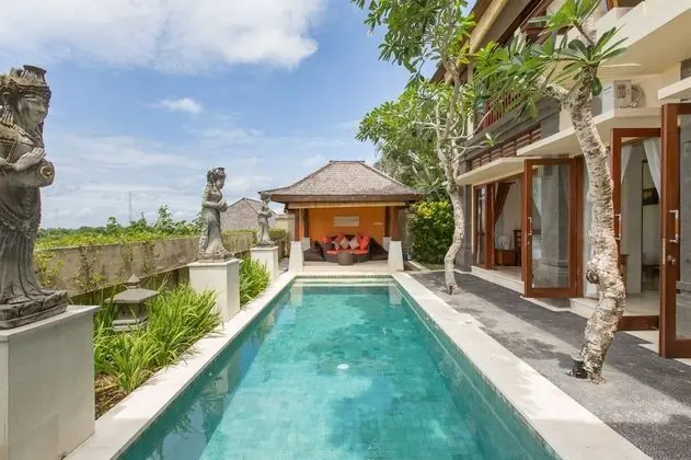 Villa Liang by Nagisa Bali - Havuz