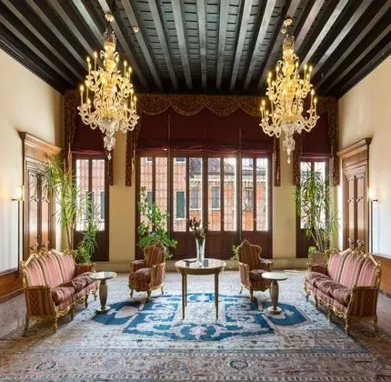 Liassidi Palace Hotel - Lobi