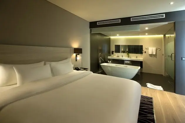 Liberty Central Saigon City Point Hotel