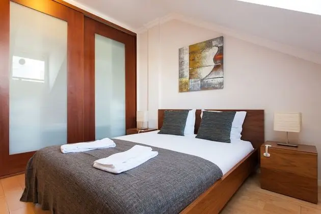 Liberty Penthouse Three-Bedroom Apartment - by LU Holidays - Oda