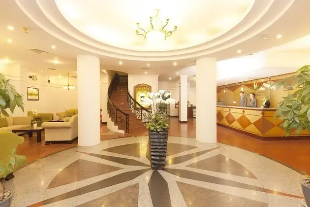 Liberty Hotel Saigon Park View - Lobi