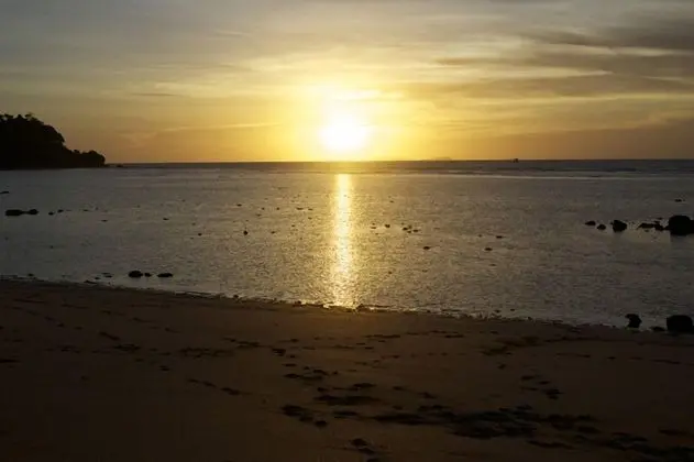 Libong Relax Beach Resort - Plaj