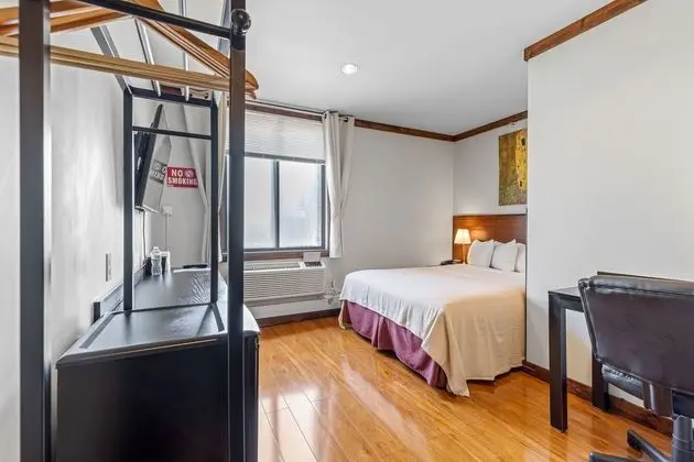 LIC Hotel - Genel
