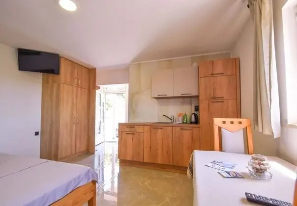 Lidija - Family Friendly & Close to the sea - C3 - Oda Düzeni