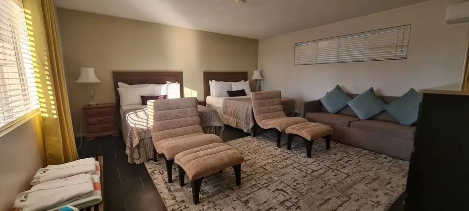 Lido Palms Resort & Spa