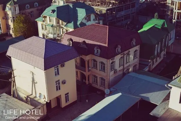 Life Hotel