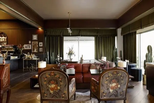 Life House, Lower Highlands