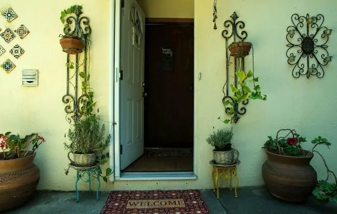 Life is Good Bed and Breakfast - Lobi