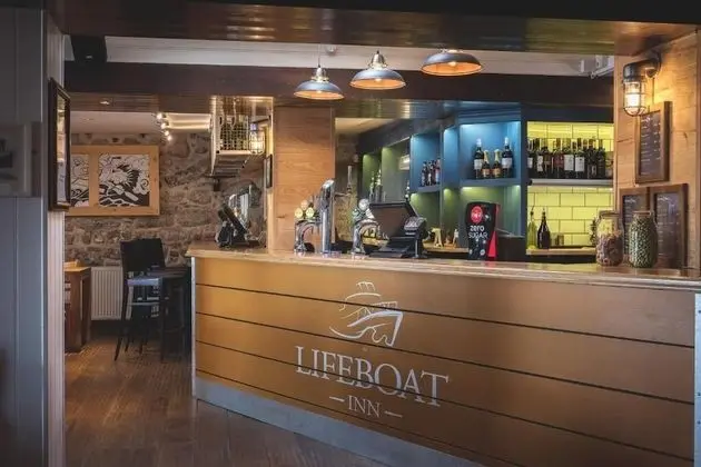 Lifeboat Inn - Yerinde Yemek