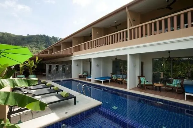 The LifeCo Phuket Well-Being Detox Center - Havuz