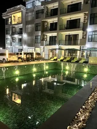 Lifestyle luxury hotel & Residence - Havuz