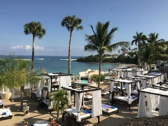 Lifestyle Royal Suites