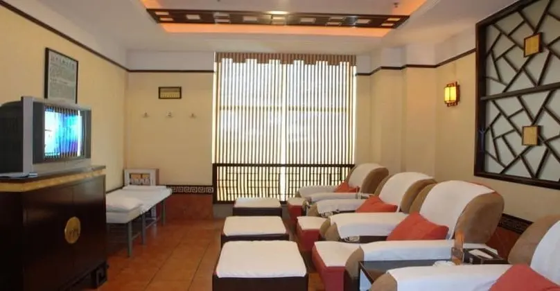 Lifu Hotel - Huang Pu Road Run Du - Spa