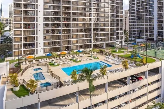 Light & Airy 8th Floor Ocean View Condo With Lanai by Redawning - Dış Mekan