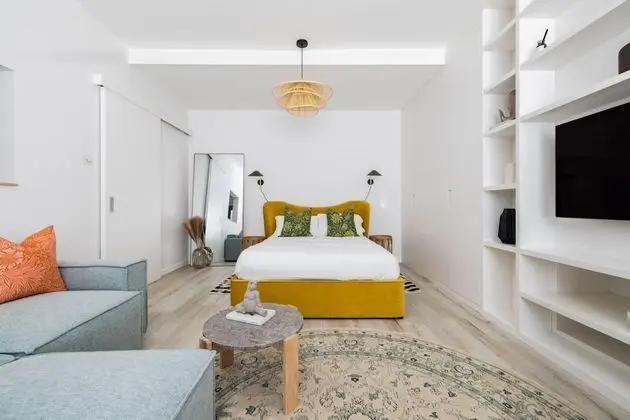 Light-filled Studio With AC - Earl s Court