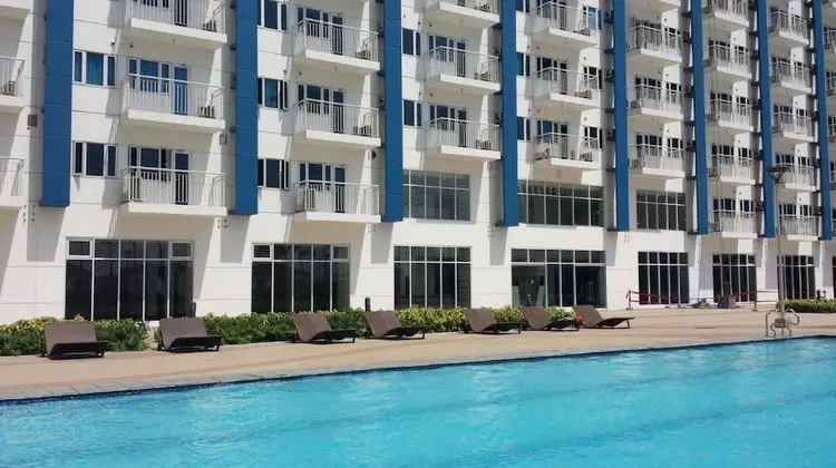 Light Residences - One Bedroom Condo Unit - Havuz
