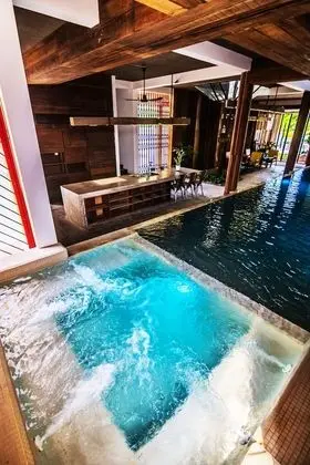 Light Stone Residence - Havuz