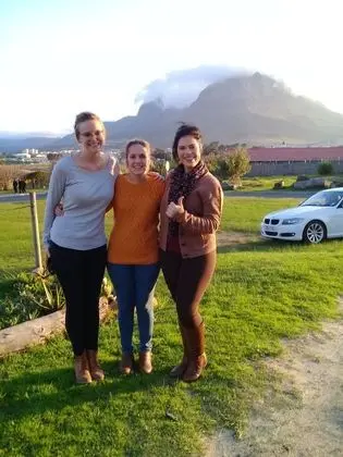 Lighthouse Farm Backpackers Lodge - Dış Mekan