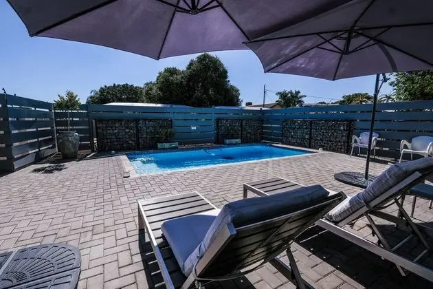 Lighthouse Guesthouse & Cafe - Havuz