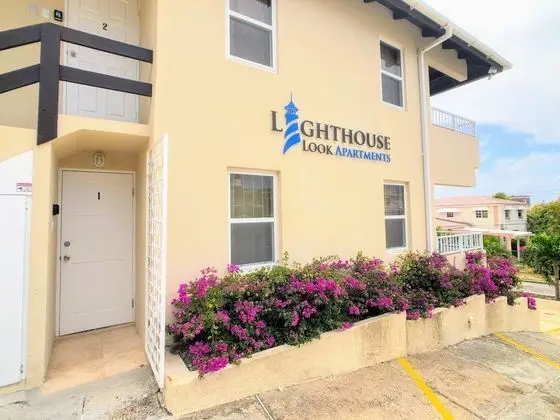 Lighthouse Look Apartments - Lobi