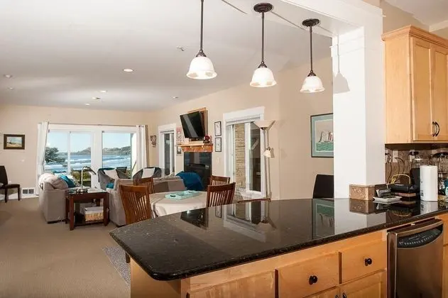Lighthouse View at Shoreline Ridge - Mutfak