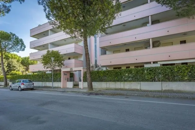Lignano Sabbiadoro Flat with Garage - Dış Mekan