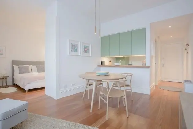 Liiiving - Aliados Luxury Apartment III - Oda