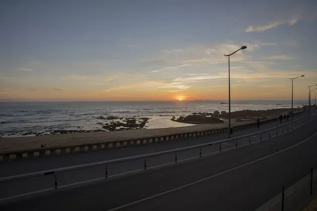 Liiiving -Luxury Beachfront Apartment II