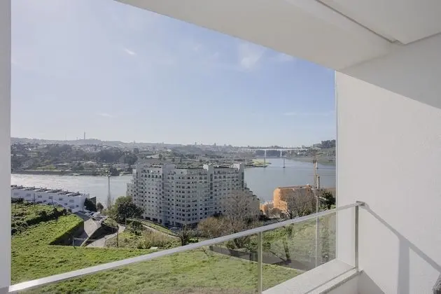 Liiiving-Luxury River View Apartment VII