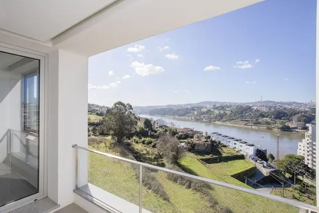 Liiiving-Luxury RiverView Apartment XIII
